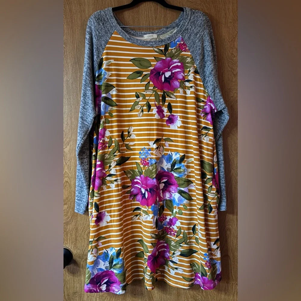 Floral dress - Picture 1 of 2
